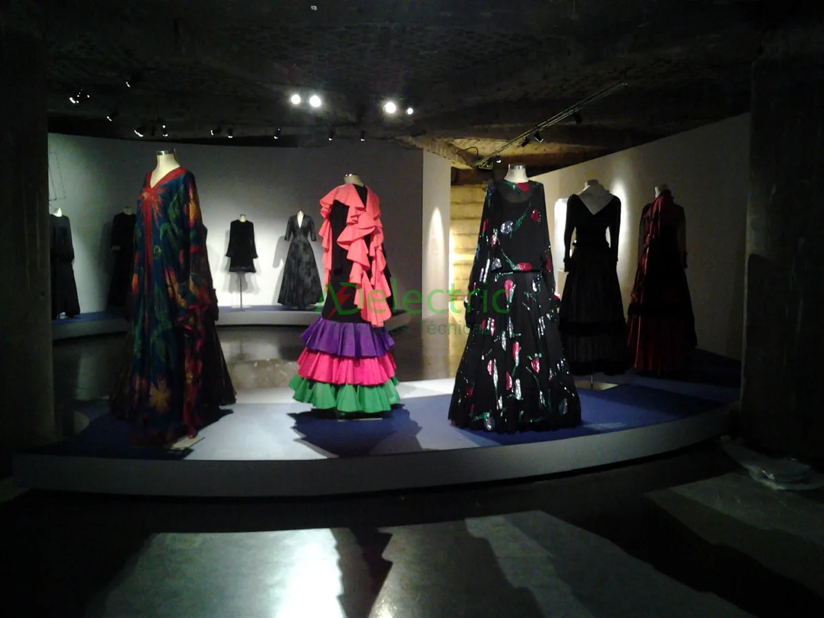 Iluminação Técnica para Exposição do Museu do Fado no MUDE